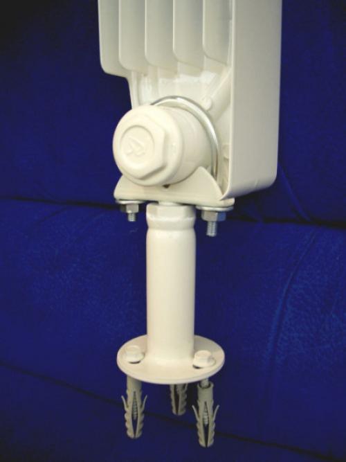 Количество кронштейнов на чугунный радиатор. Крепление чугунных радиаторов