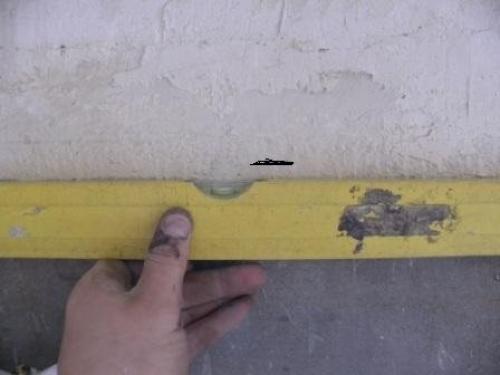 Замена секции алюминиевого радиатора. Как правильно разметить и установить кронштейны для нового радиатора отопления?