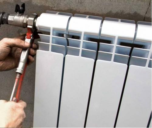 Можно ли нарастить батареи в квартире. Наращивание радиаторов —, как добавить секции к биметаллической батарее? Подготовка материалов, соединение, наращивание