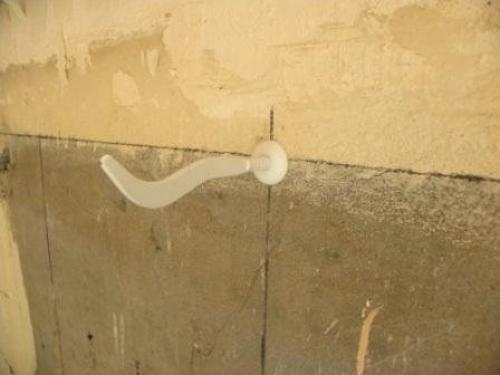 Замена секции алюминиевого радиатора. Как правильно разметить и установить кронштейны для нового радиатора отопления?