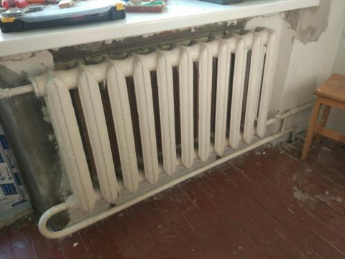 Ремонт батареи отопления своими руками. Ремонт радиаторов отопления своими руками: технология устранения течи со снятием устройства. Советы, что делать если потекла батарея