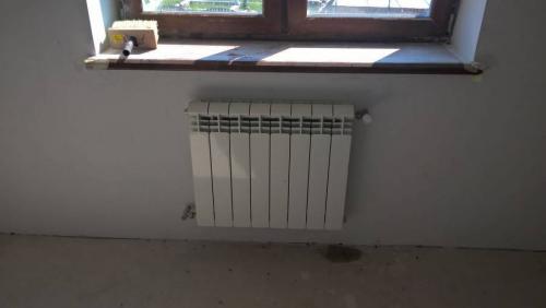 Замена радиатора отопления в квартире. Особенности централизованных систем отопления 10