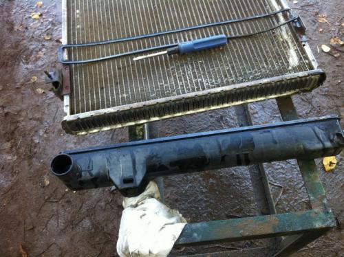 Ремонт радиатора своими руками. Как самому отремонтировать автомобильный радиатор 04 Ремонт радиатора своими руками. Как самому отремонтировать автомобильный радиатор 04
