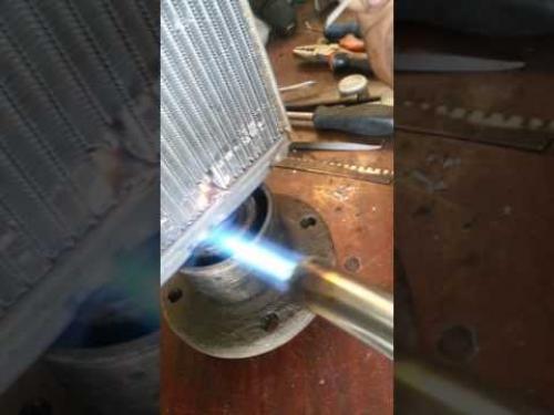 Чем заклеить алюминиевый радиатор отопления. Чем паяются алюминиевые соты на радиаторах