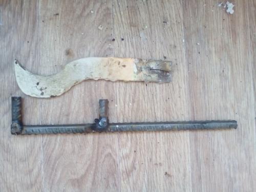 Криво висит радиатор отопления. Укрепление батареи отопления с помощью ЖЭУ