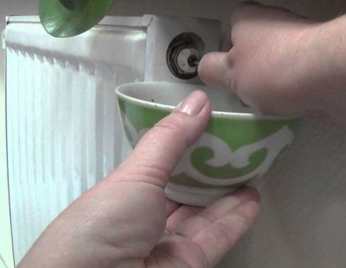 Как спустить воздух с системы отопления. Причины завоздушивания системы 02