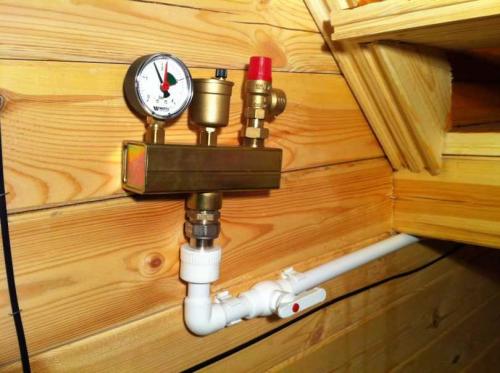 Как выгнать воздух из системы отопления открытого типа. Методы устранения неисправности