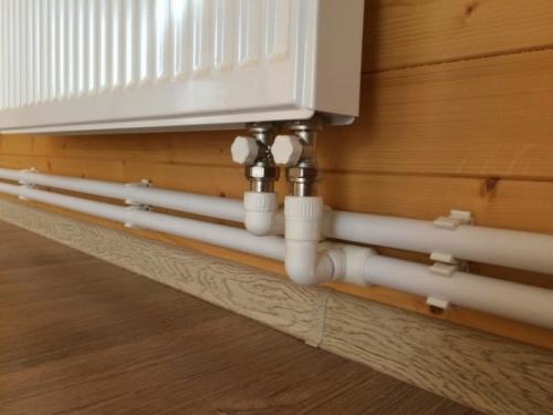 Как подключить две батареи отопления последовательно. Двухтрубный вариант подключения 11