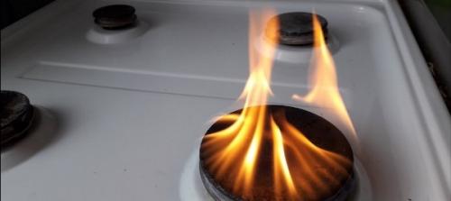 Газовая конфорка горит наполовину. Плохо горит газовая конфорка: обзор типовых неисправностей и способов их устранения