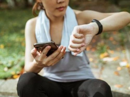 Электроподжиг газовой плиты постоянно щелкает. Вы здесь