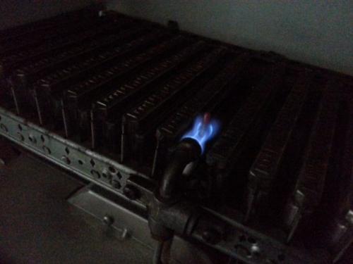 Стучит котел отопления. Причины образования звуков и хлопков