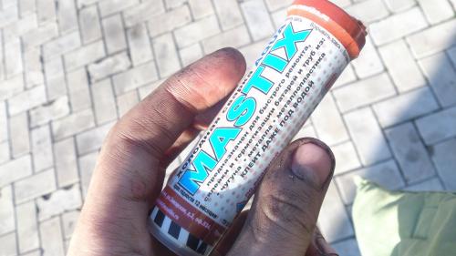 Капает батарея, чем замазать. Чем заделать течь батареи отопления