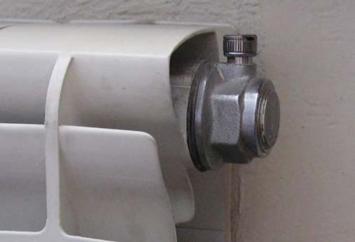 Как спустить воздух с насоса отопления. Методы удаления воздуха