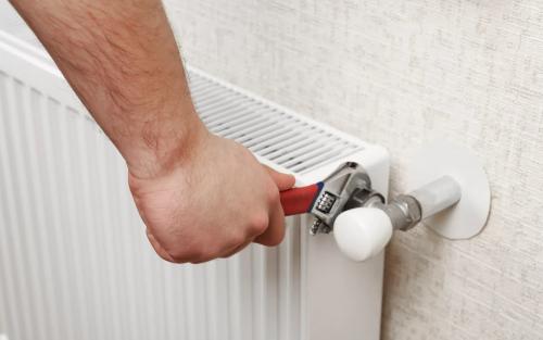 Установка биметаллических радиаторов. Как установить радиаторы своими руками