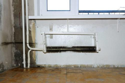 Чугунные батареи и пластиковые трубы. Соединение чугунного радиатора с трубой